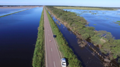 Ruta 89: el tránsito quedó habilitado pero persiste la preocupación por el agua