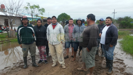 Los vecinos del Barrio ex ruta 95 norte se auto convocaron cuando observaron al periodista del NORTE en el lugar 20190422_153409.jpg