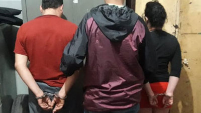 Robaron 10 mil pesos y fueron atrapados