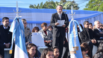 Sáenz Peña instó en la fiesta patria en construir una Nación prospera