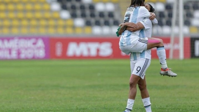 Fútbol femenino: la capacidad de juego de la mujer es cuestión cultural y de estimulación temprana