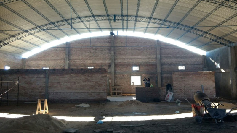 Con ayuda de la comunidad y el Municipio avanza la obra de la Fundación Compromiso Solidario