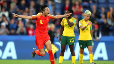 China derrotó a Sudáfrica en su primera victoria mundialista