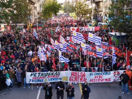 Marcha-del-PIT-CNT-sep-2018.jpg