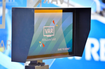 VAR.jpg