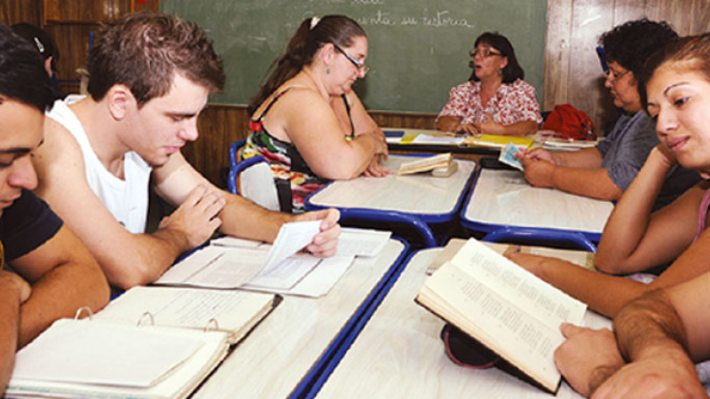 Abiertas las inscripciones al bachillerato para adultos “Movimiento Obrero Solidario”