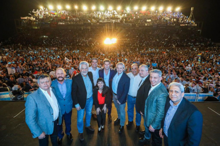 CIERRE-DE-CAMPANA.jpg
