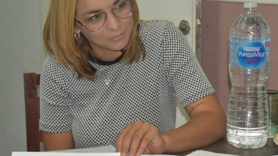 Magda Ayala cuestiona masivo pase a planta en Barranqueras