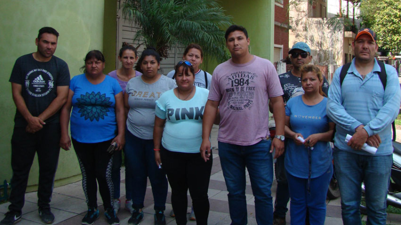 Un grupo de ocupantes pide la intervención para evitar el desalojo
