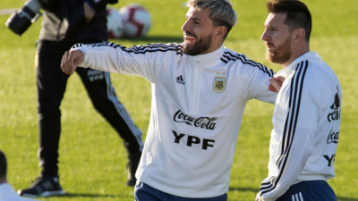 Scaloni anticipó que Messi y Agüero serán titulares