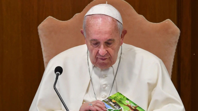 El papa Francisco se operó de cataratas hace unos meses sin que nadie lo supiera