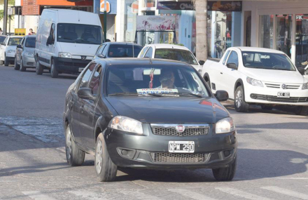 REMISEROS-CUESTA-ABAJO1.jpg
