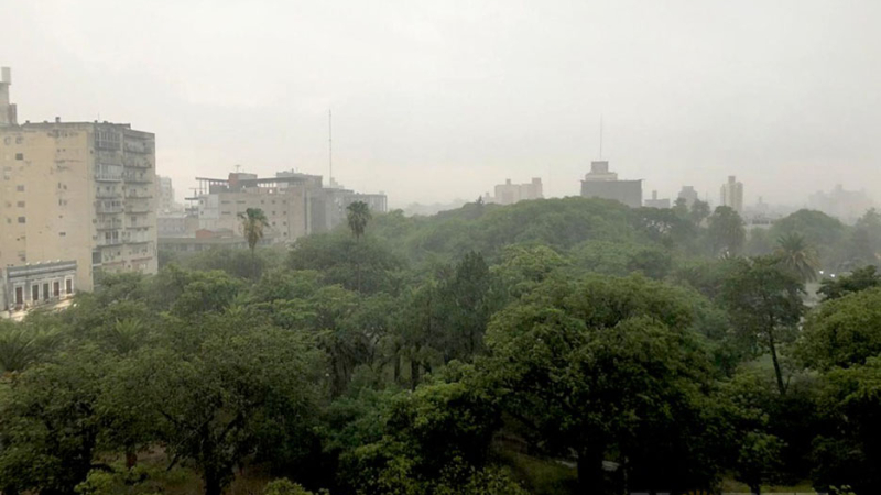 Las lluvias permanecerán en la región hasta el martes