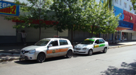 taxis.jpg