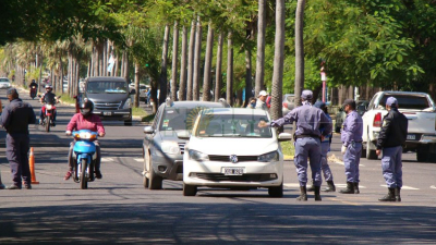Mañana tranquila pero concurrida en el centro de Resistencia