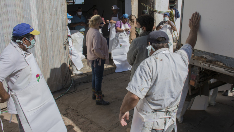 Histórica limpieza del matadero en Pampa del Infierno