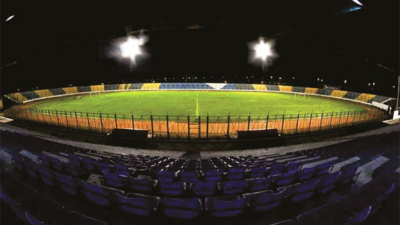 La alternativa para el fútbol es trasladarlo al norte