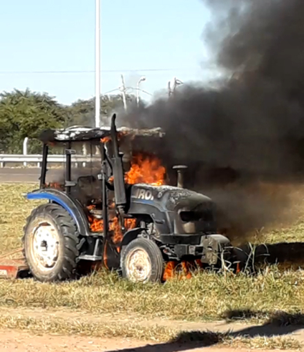tractor.jpg