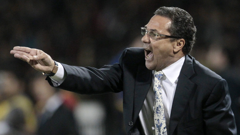 El técnico Vanderlei Luxemburgo da positivo por coronavirus