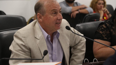Salom: “No sabemos nada de la red de concejales que convoca el gobierno