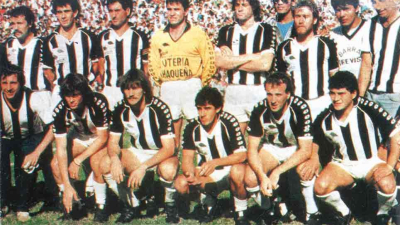 For Ever celebra su cumpleaños 107