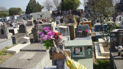 El cementerio municipal está colapsado y no hay soluciones a la vista