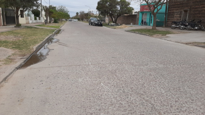 Charata: Motochorros armados tiraron de una moto a dos jóvenes y las asaltaron