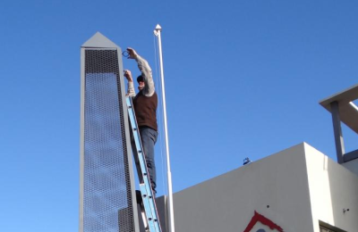 Un obelisco para los niños del Garrahan