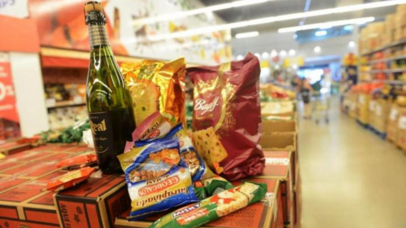 Para contener la crisis, el Gobierno se prepara para repartir cajas navideñas a más de un millón y medio de familias