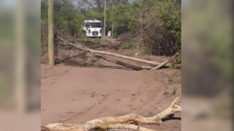 Otra embestida de la guardia Guashek: esta vez retuvieron un camión que repartía agua a la zona rural 