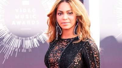 Beyoncé tiene en su casa 80 mil abejas porque son su "animal favorito"