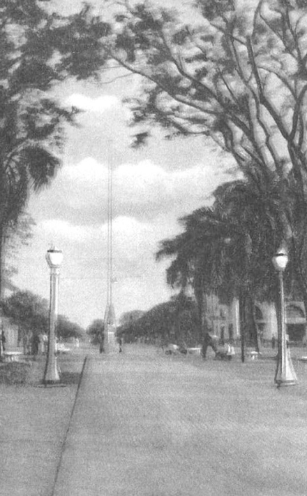plaza3.jpg