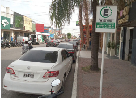 ESTACIONAMIENTO-A-VEINTE.jpg