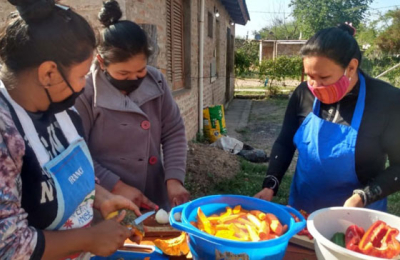 Tener todo en contra y aún así parar la olla