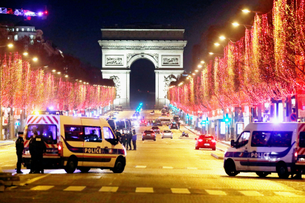 paris02.jpg