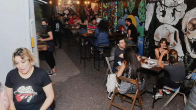 Gastronómicos aseguran que con lo que trabajan alcanzan “solo a pagar deudas”