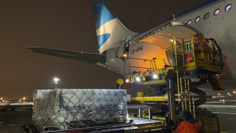 Hoy regresa desde Moscú el vuelo con más vacunas Sputnik