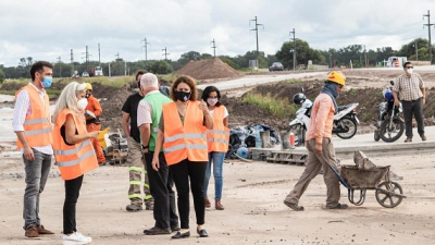 Benítez Molas recorrió obras que se reactivaron después de cuatro años de paralización    