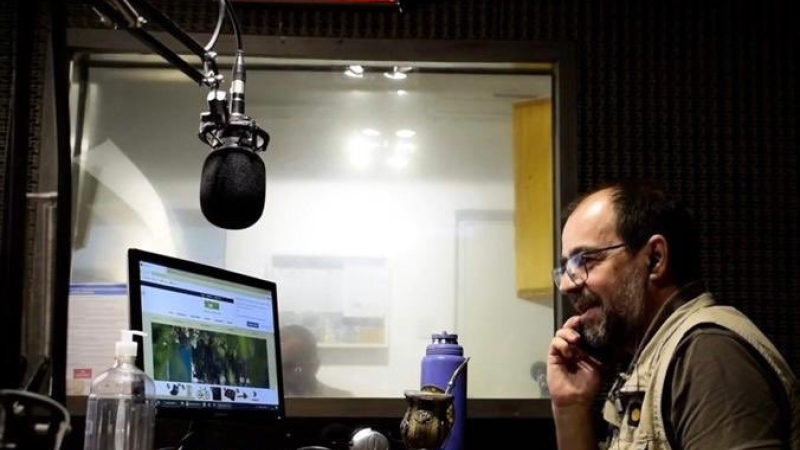 Pesar por el fallecimiento del periodista y productor Javier Jenefes