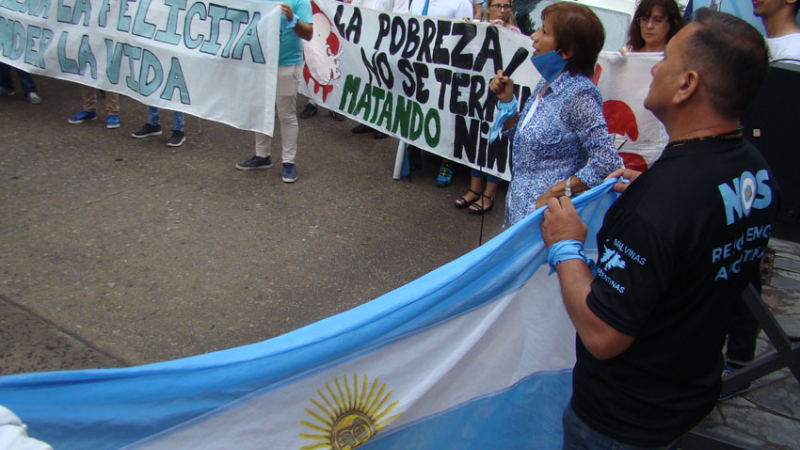 Apoyo ciudadano para Aucar y pedido de respeto a las instituciones