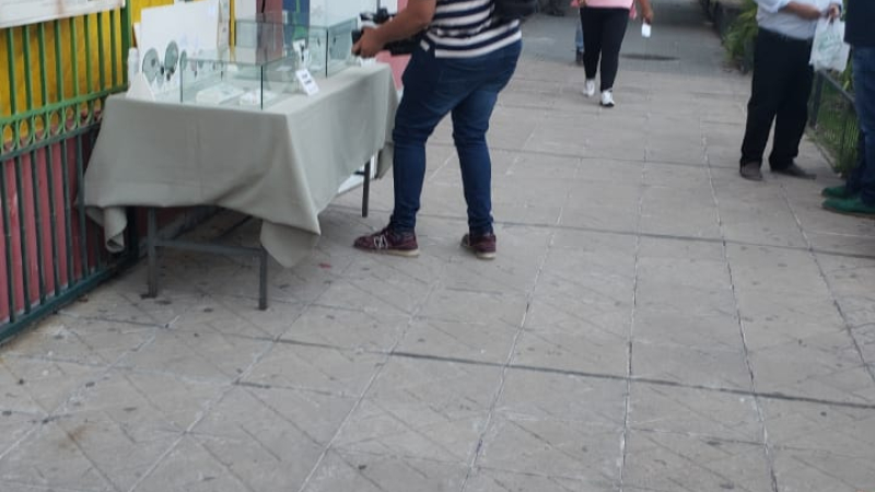 El Museo del Hombre exhibe su patrimonio en la vereda