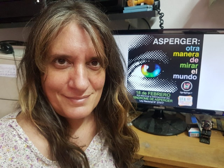 mujer asperger.jpg