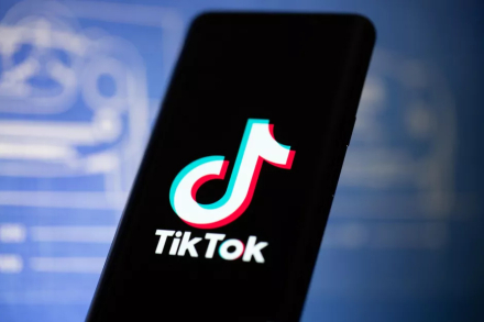 tik tok1.jpg