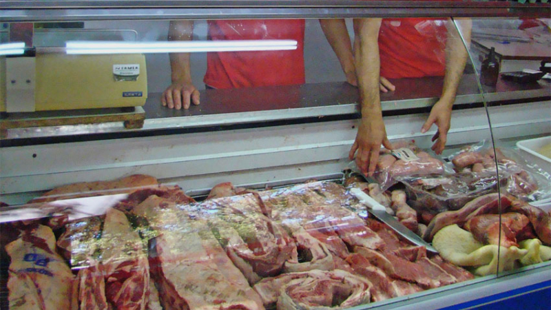 Comer un asado familiar puede costar unos $3000