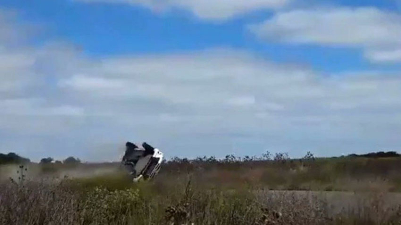 Espectacular vuelco de David Nalbandian en el Rally