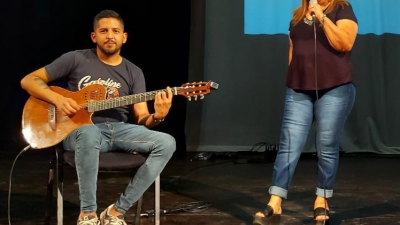 Zuni Aguirre se presenta en Resistencia