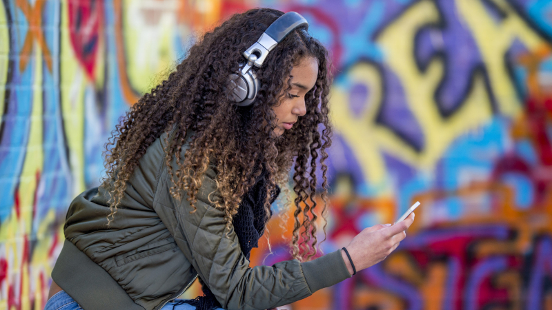 Qué hay detrás de aumento del abono de Spotify y a quién culpa la empresa ?