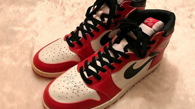 Salieron a la venta las primeras zapatillas que usó Michael Jordan en la NBA