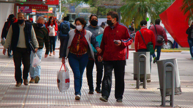 La pandemia vuelve a golpear fuerte en el área metropolitana