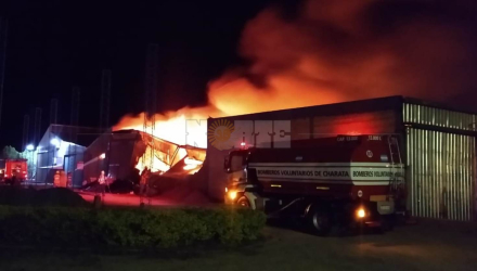 58incenido galpon.jpeg